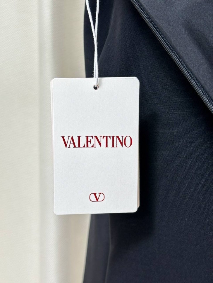 Платье Valentino