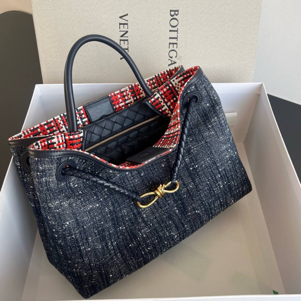 Сумка Bottega Veneta Andiamo 