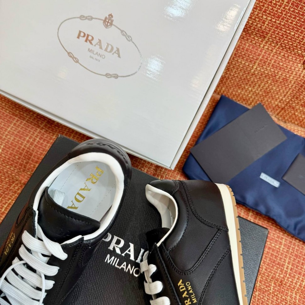 Сникеры Prada