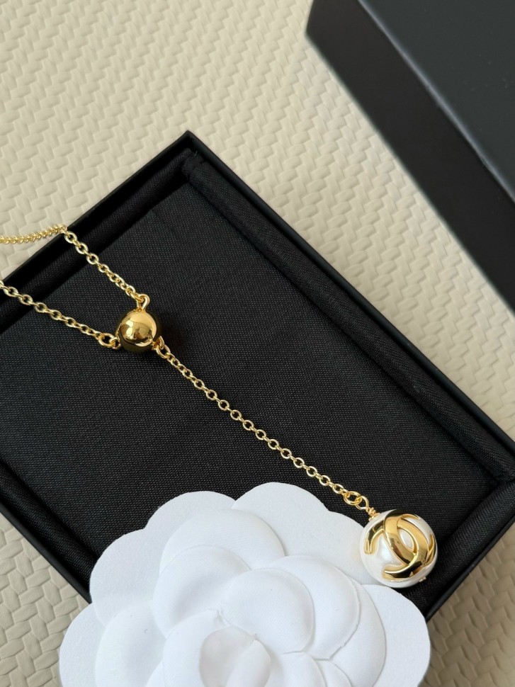 Колье Chanel