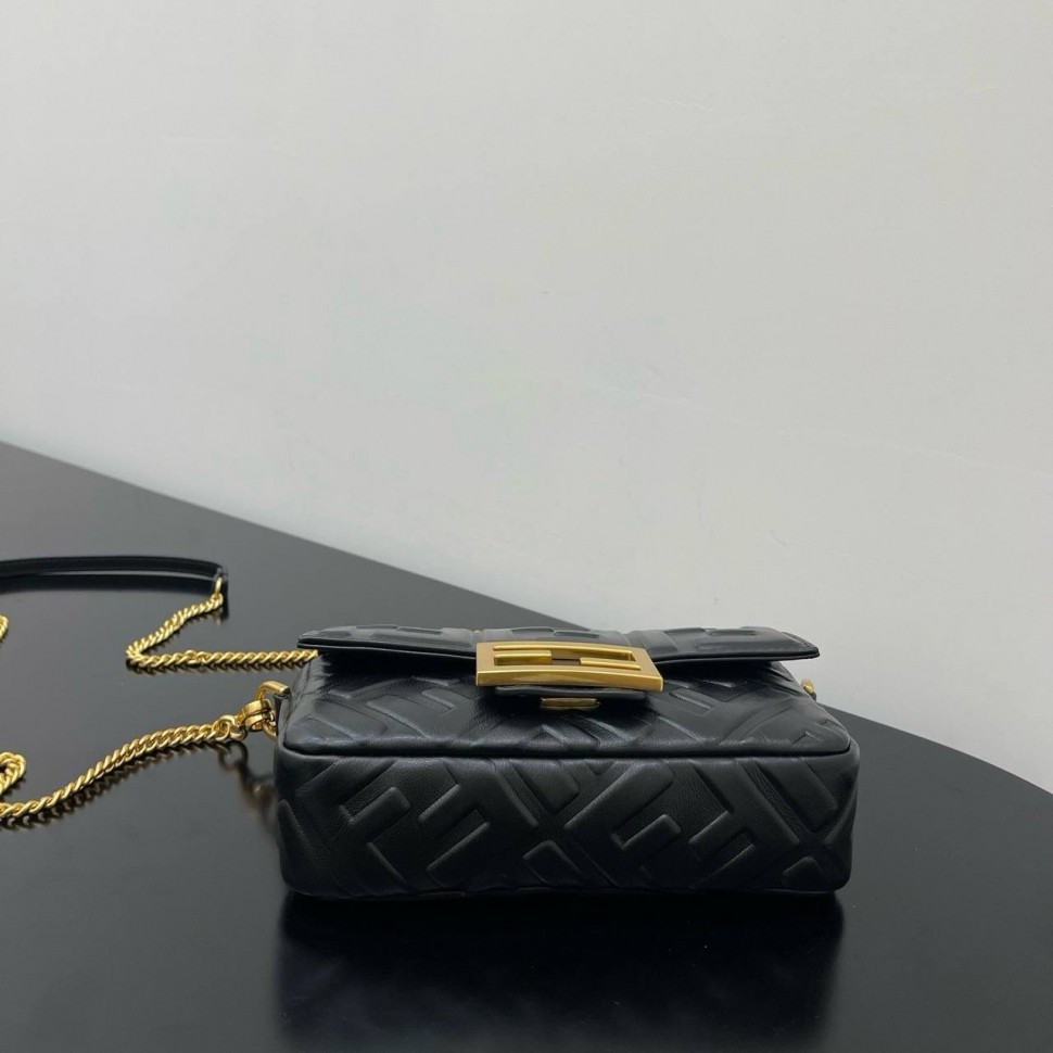 Сумка FENDI Baguette mini  