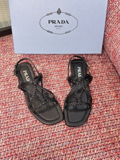 Сандали Prada