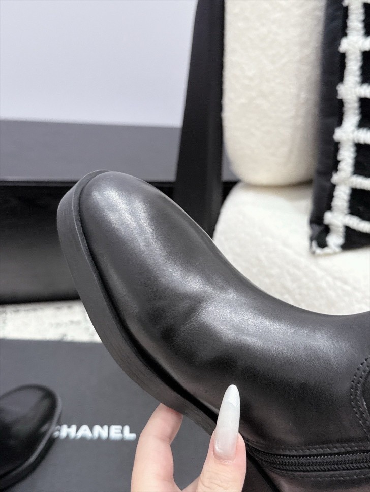 Ботинки Chanel