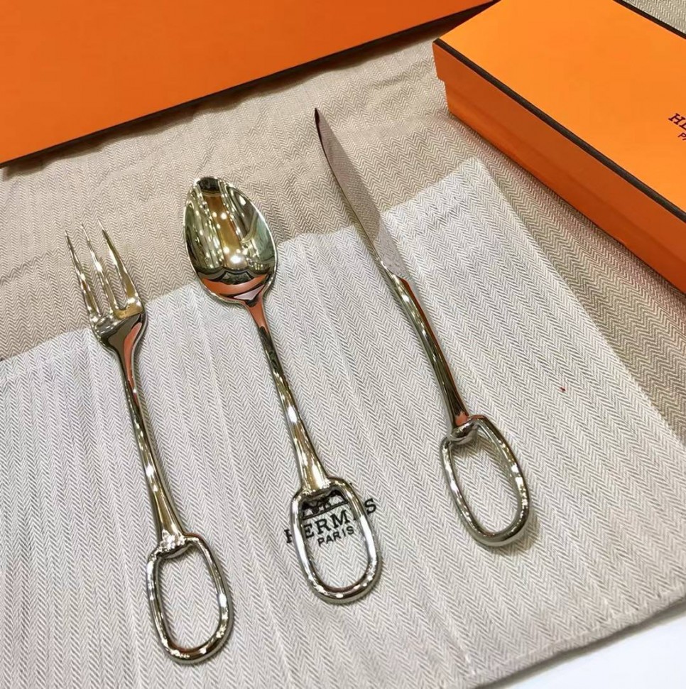 Набор столовых приборов Hermes
