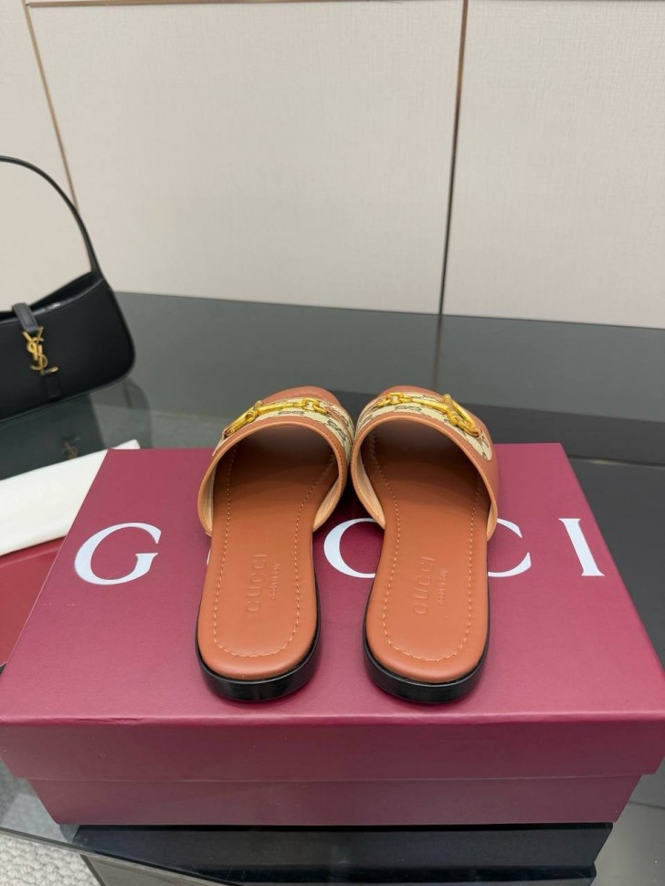 Шлепки Gucci