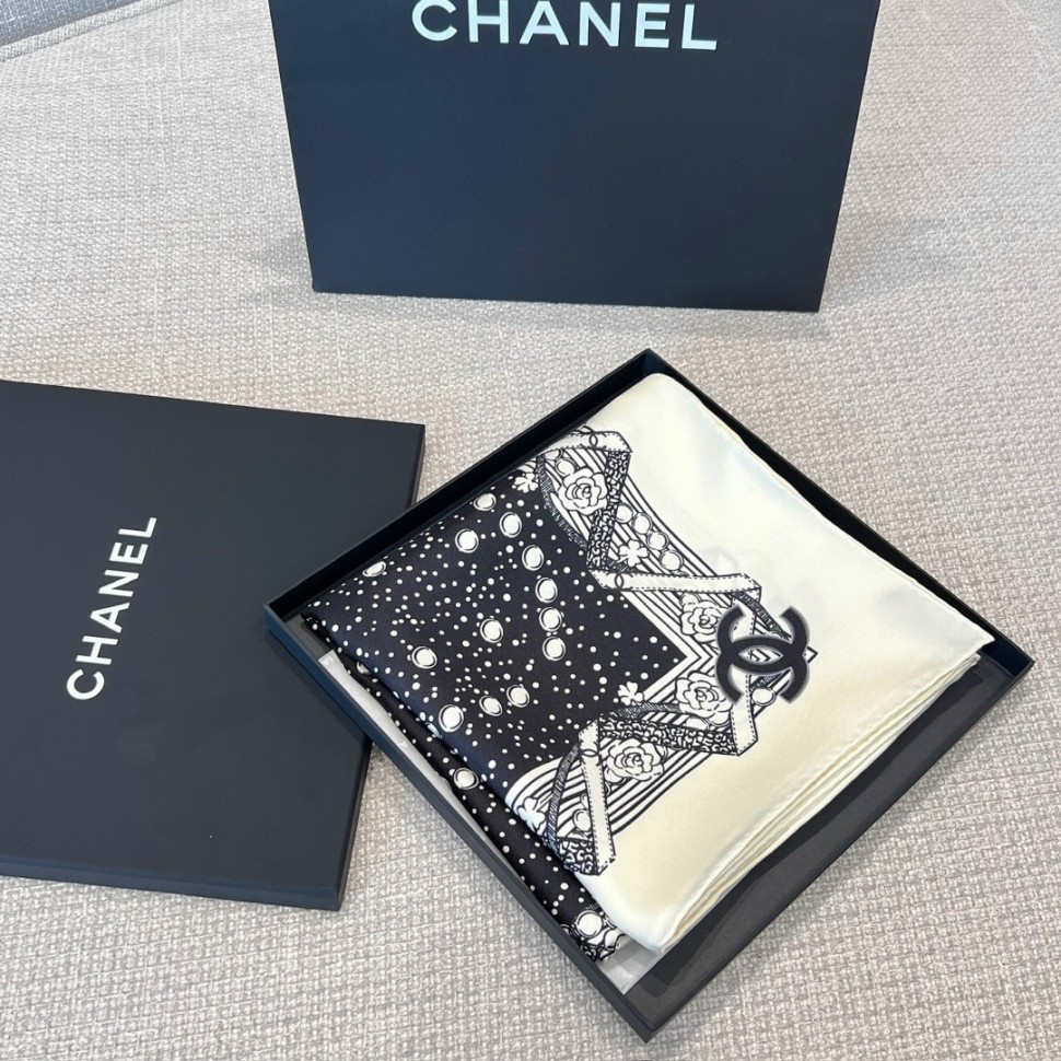 Платок Chanel 