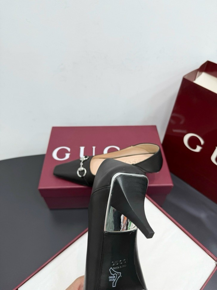 Туфли Gucci Vittoria