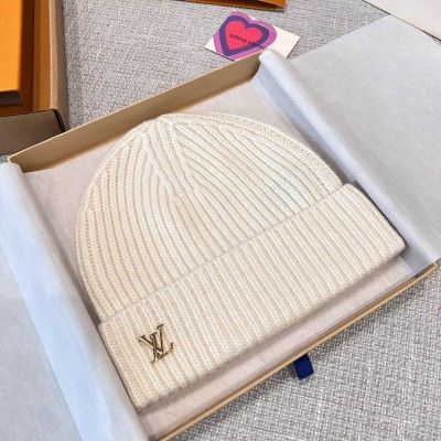 Шапка Louis Vuitton