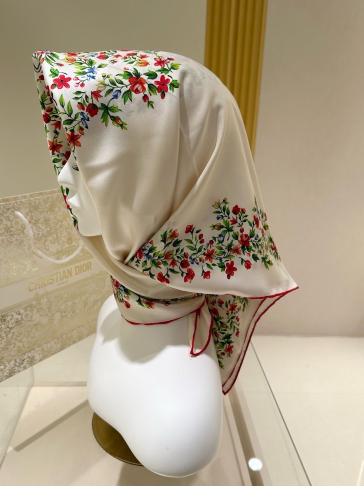 Платок Dior