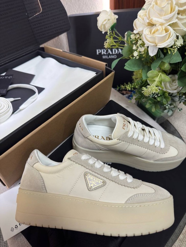 Сникеры Prada