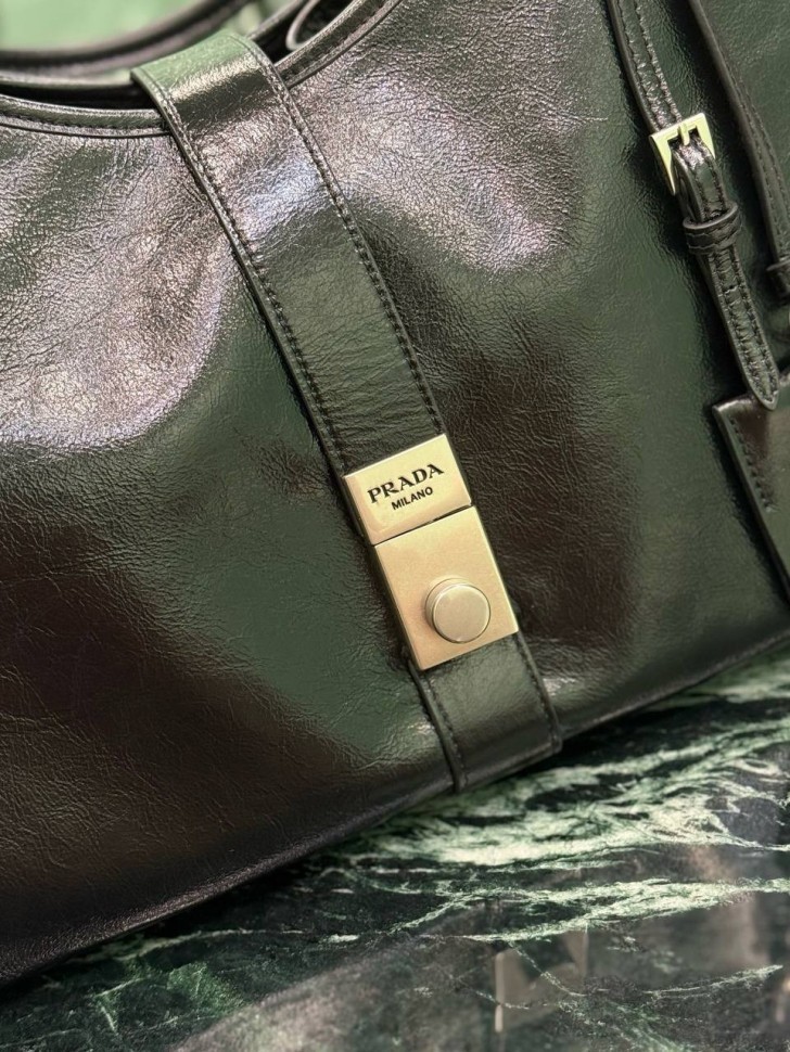 Сумка Prada Large tote bag