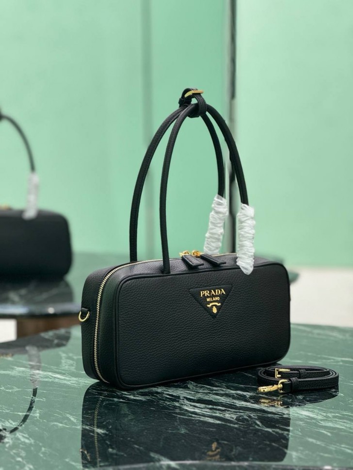 Сумка Prada
