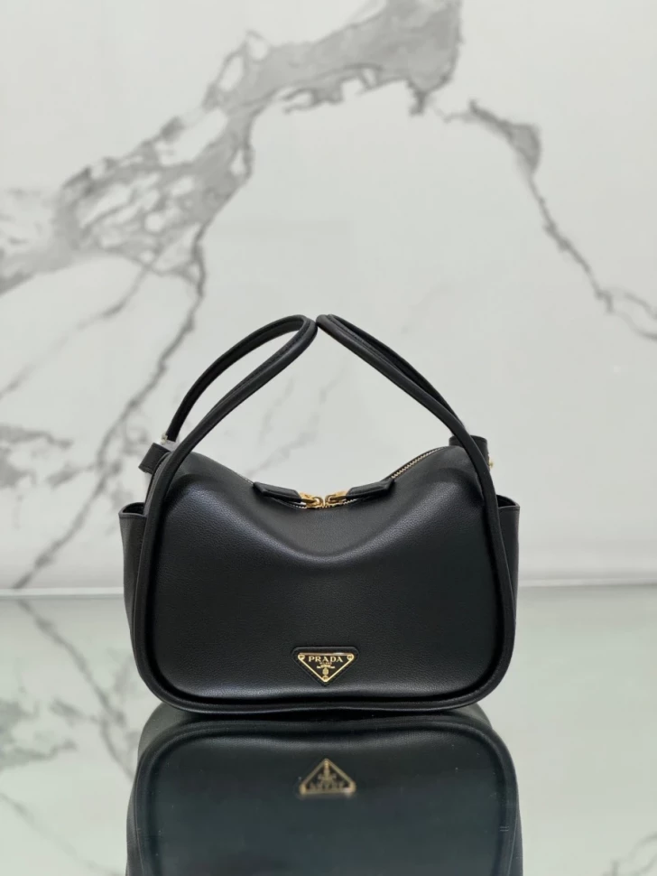 Сумка Prada