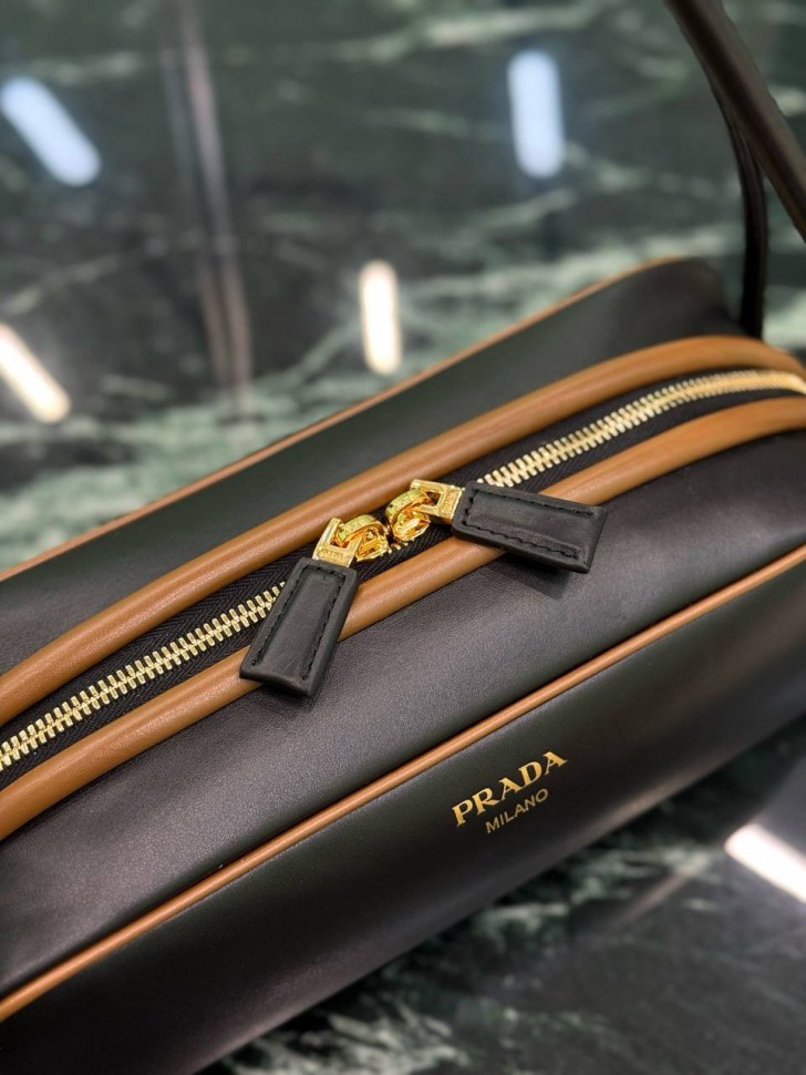 Сумка Prada   