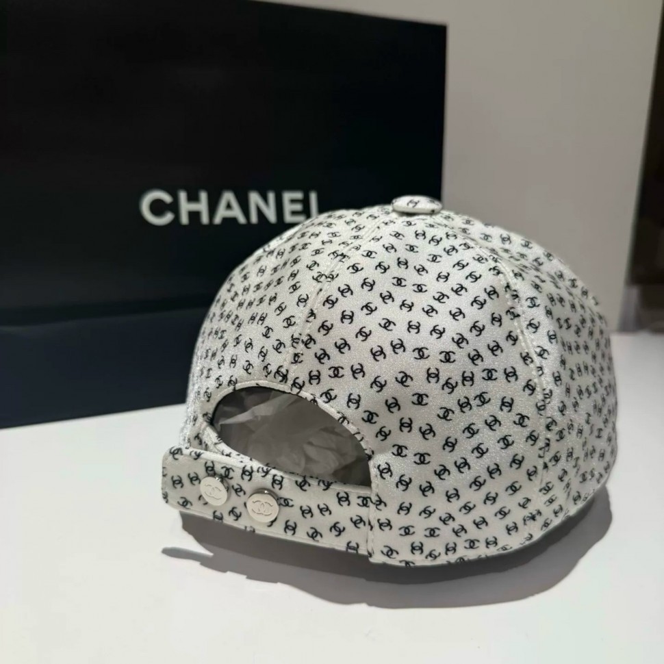 Кепки Chanel   