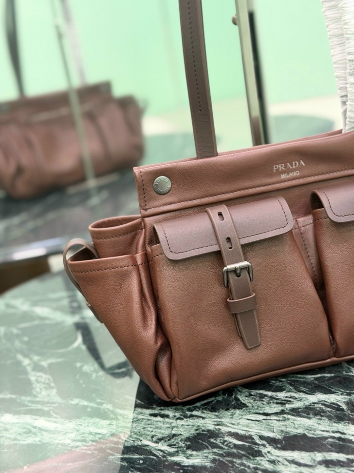 Сумка Prada 