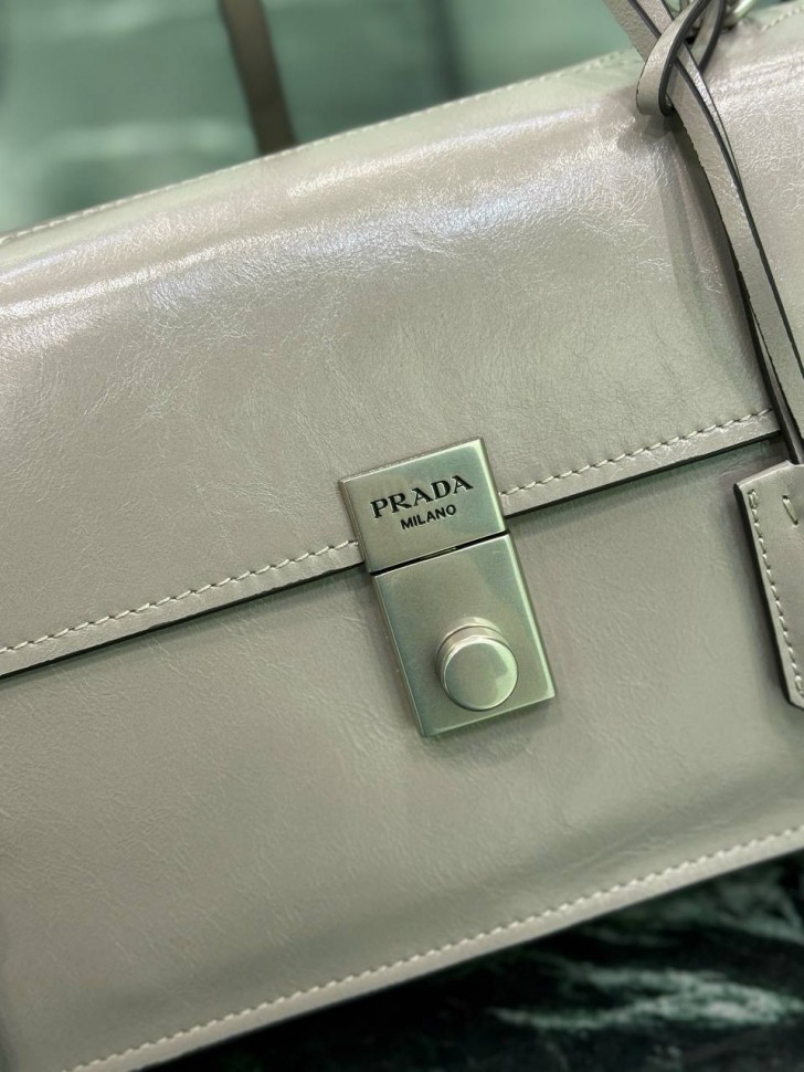 Сумка Prada