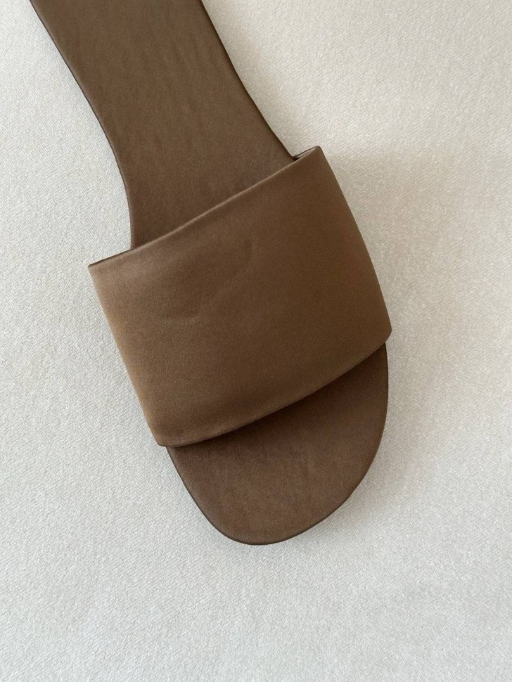 Шлепки Saint Laurent