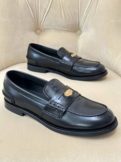 Лоуферы Miu Miu