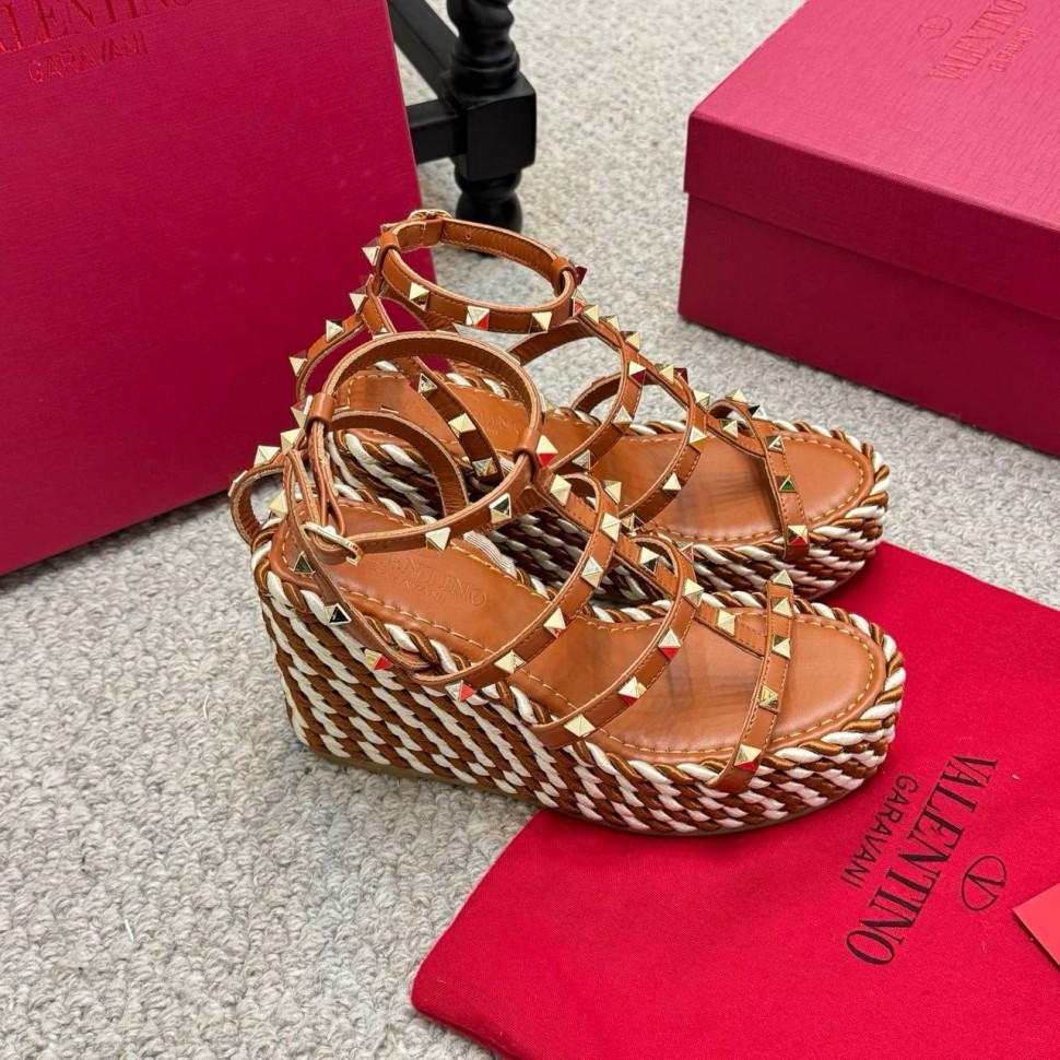 Сандали Valentino