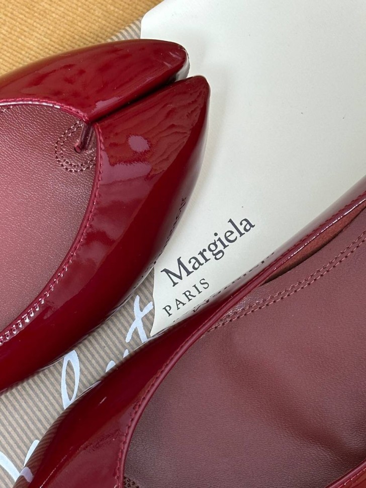Лимитированные балетки Maison Margiela x Christian Louboutin