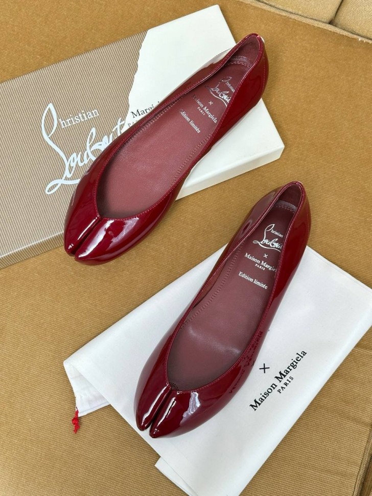 Лимитированные балетки Maison Margiela x Christian Louboutin