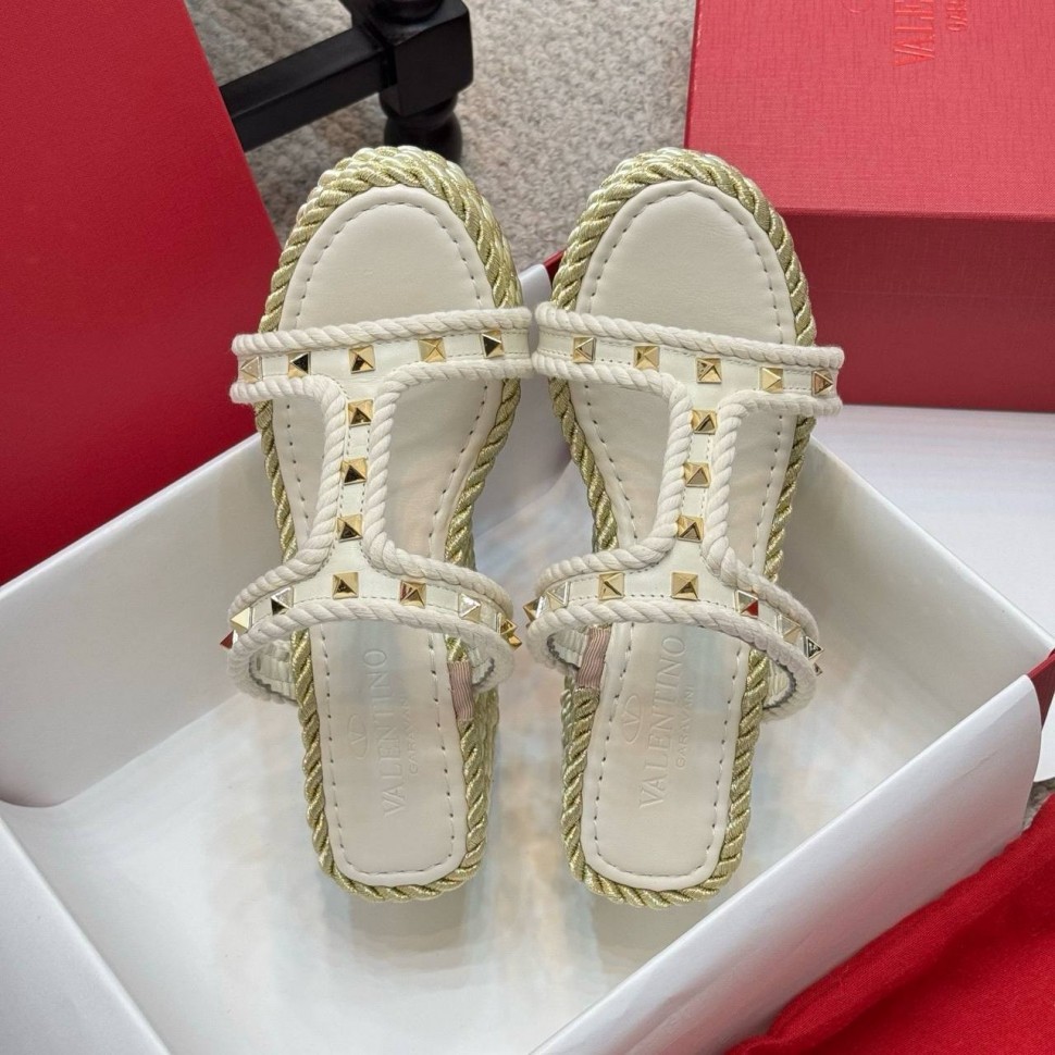 Босоножки Valentino