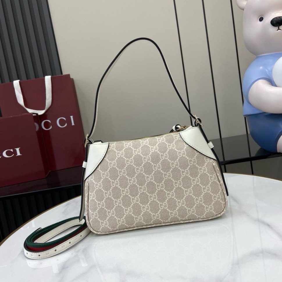 Сумка Gucci Emblem Small