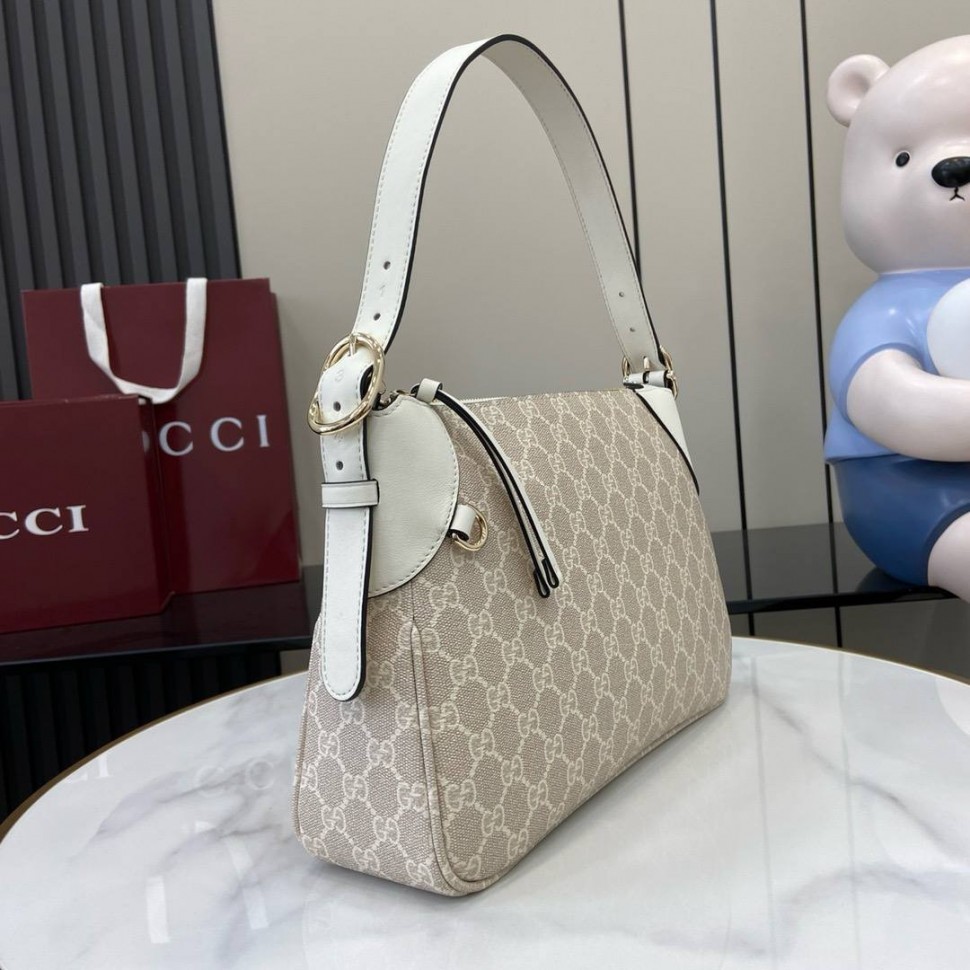 Сумка Gucci Emblem Medium