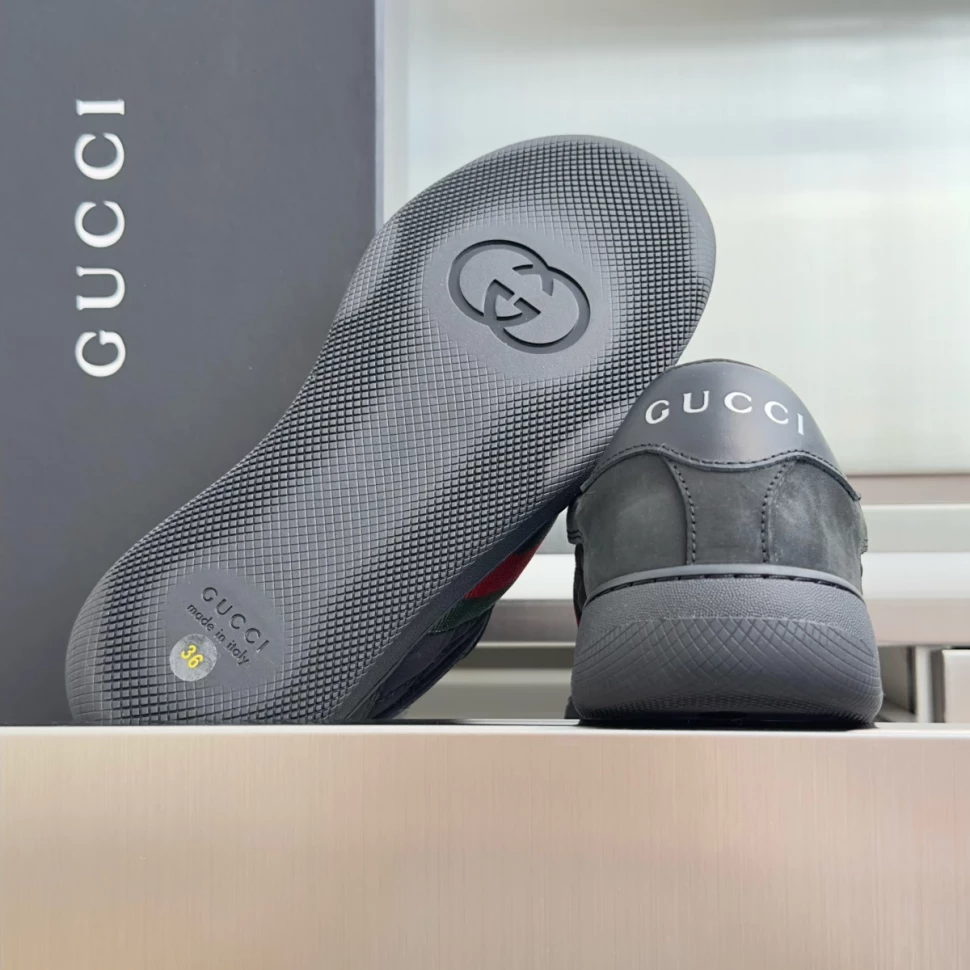 Сникеры Gucci    