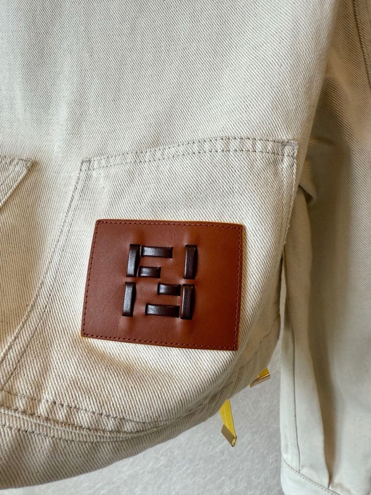 Джинсовая куртка Fendi