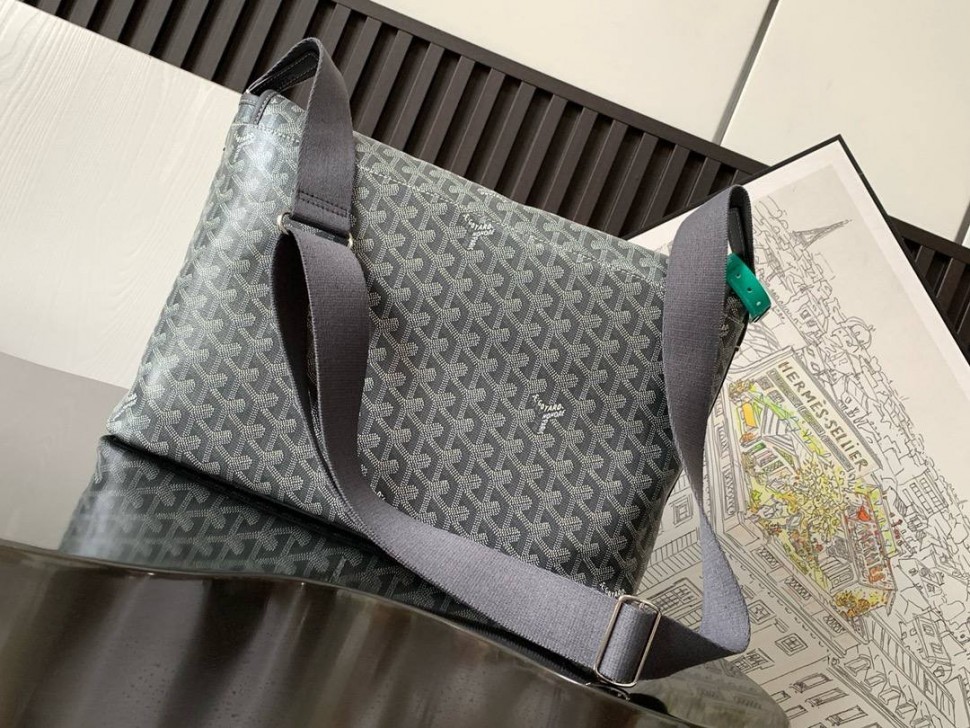 Сумка Goyard Capetien MM
