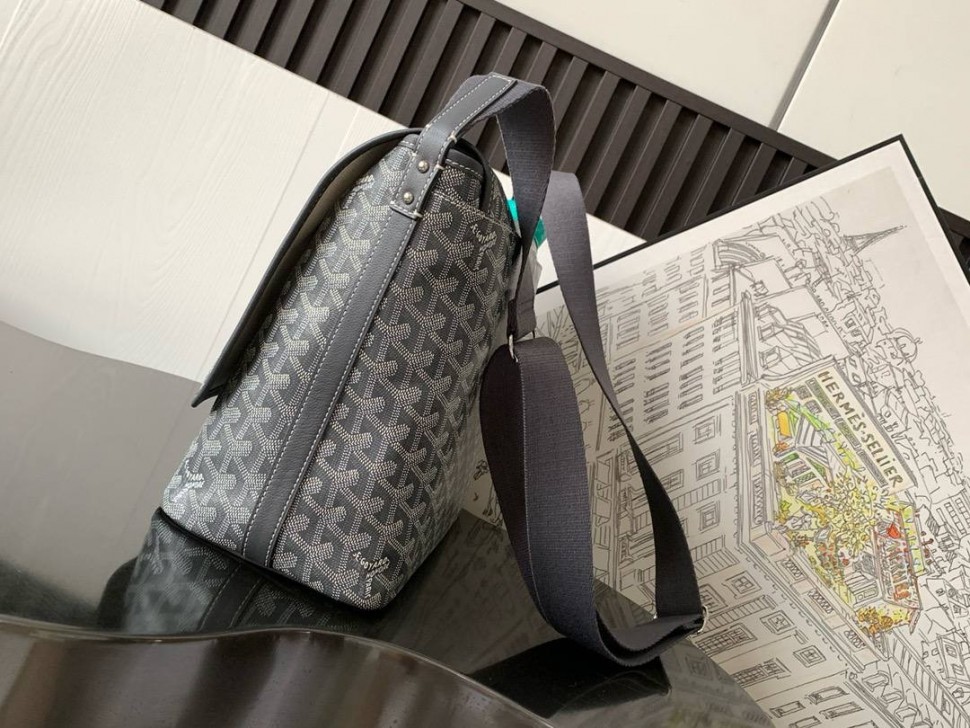 Сумка Goyard Capetien MM