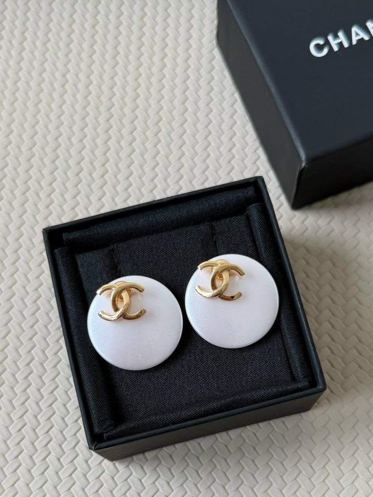 Серьги Chanel 