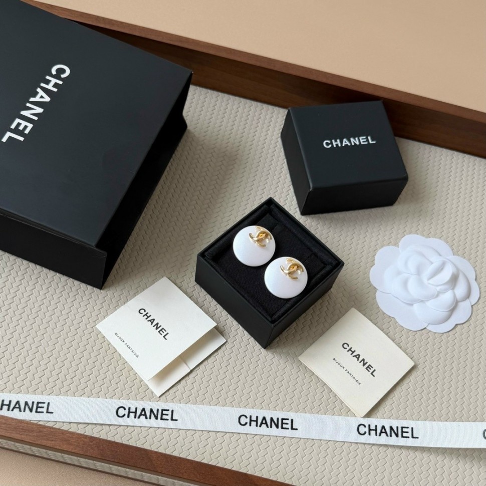 Серьги Chanel 