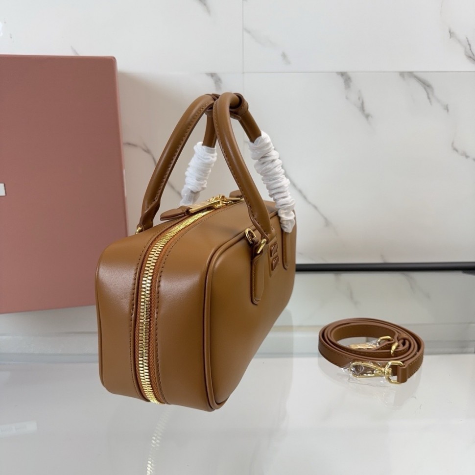 Сумка Miu Miu Arcadie Large   