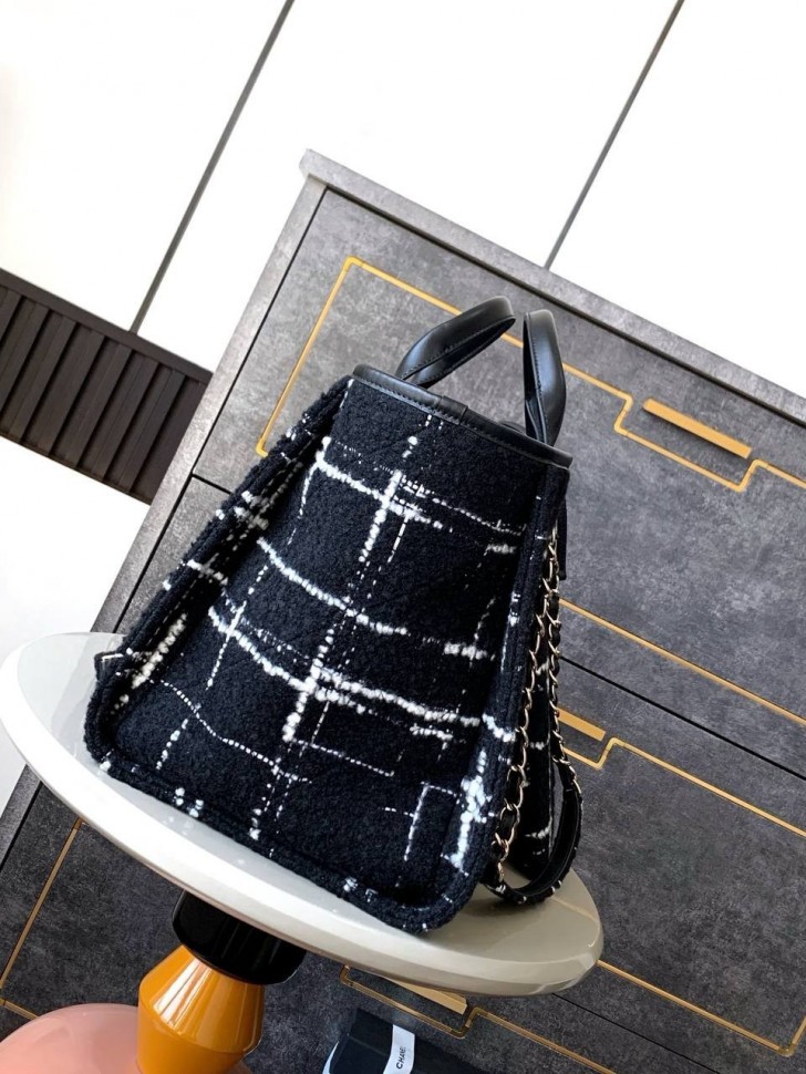 Тоут Chanel