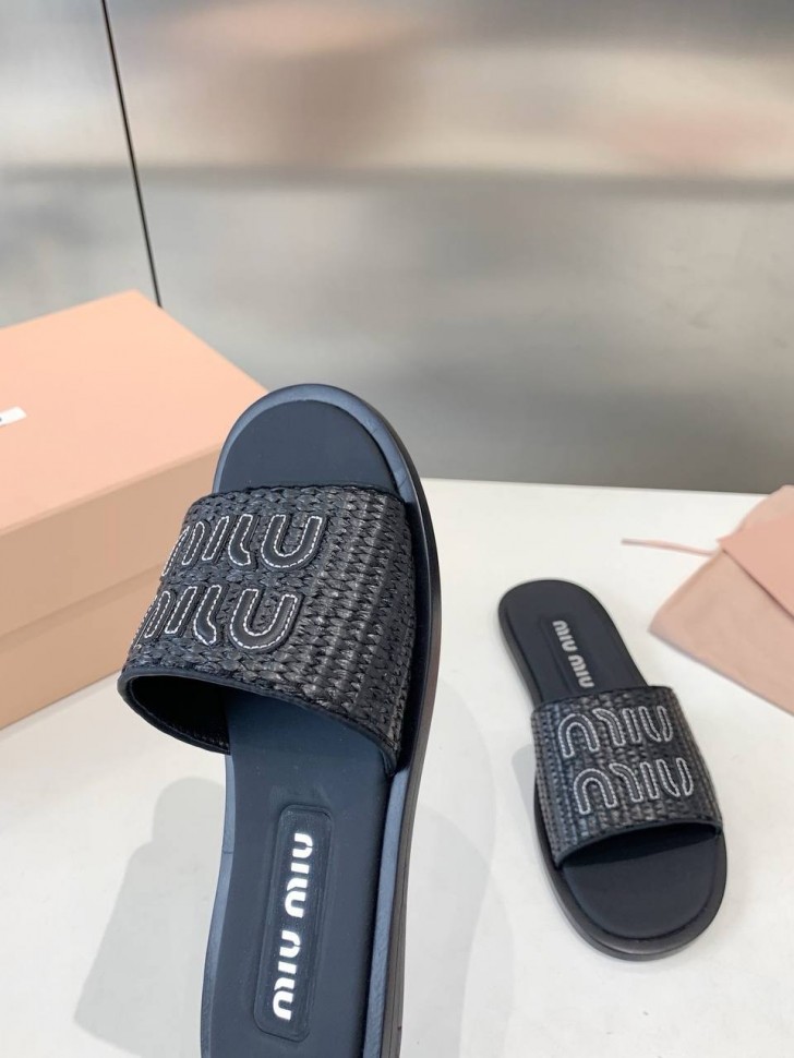 Шлепки Miu Miu