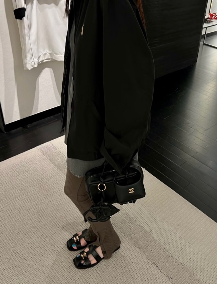 Сандали Chanel 