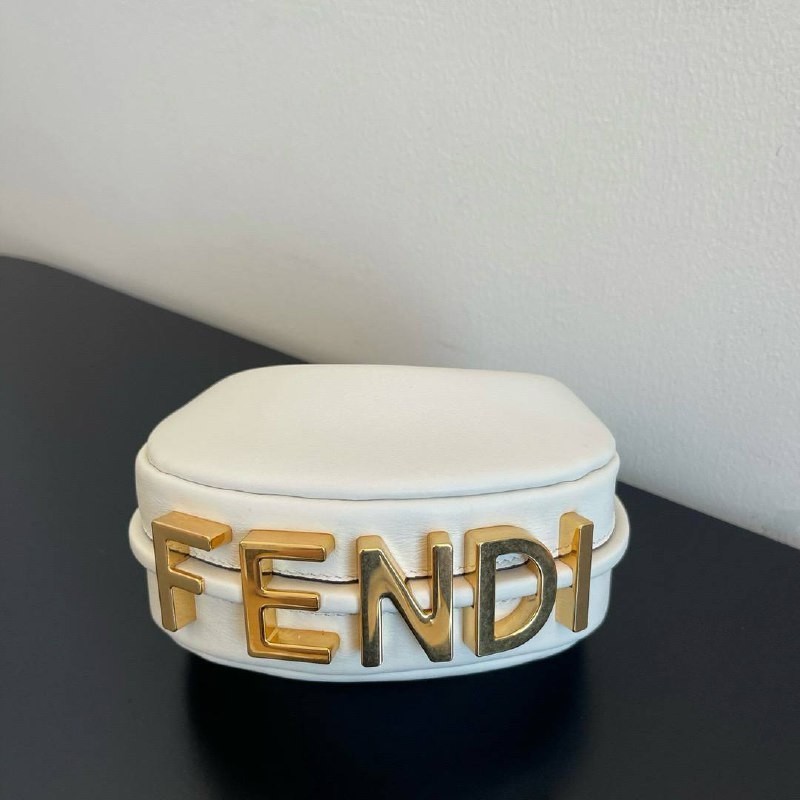 Сумка Fendi Fendigraphy nano
