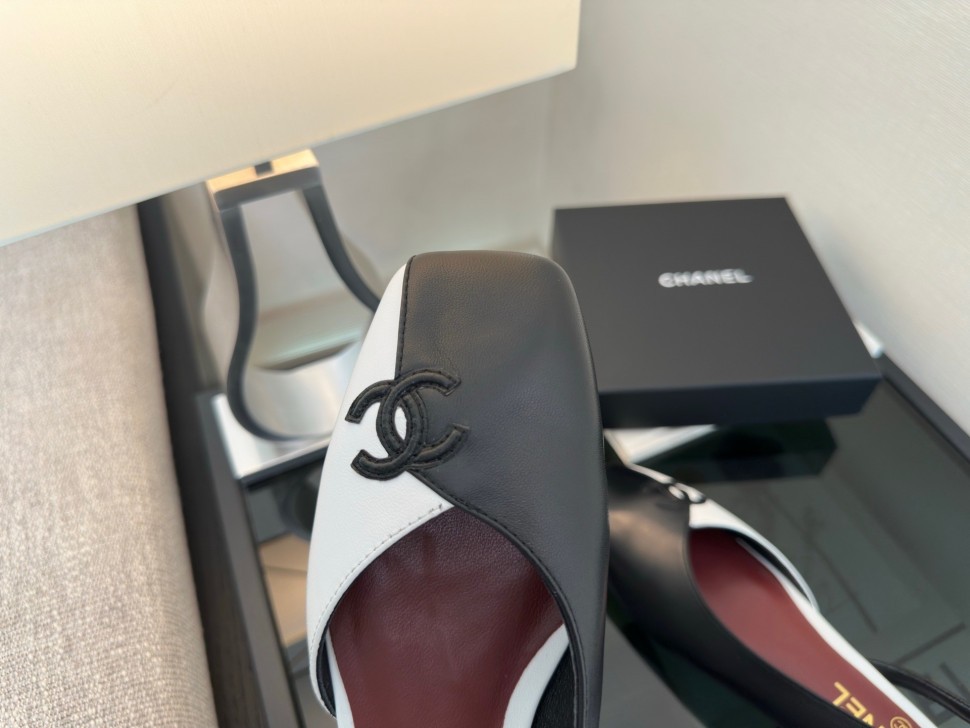 Слингбэки Chanel    