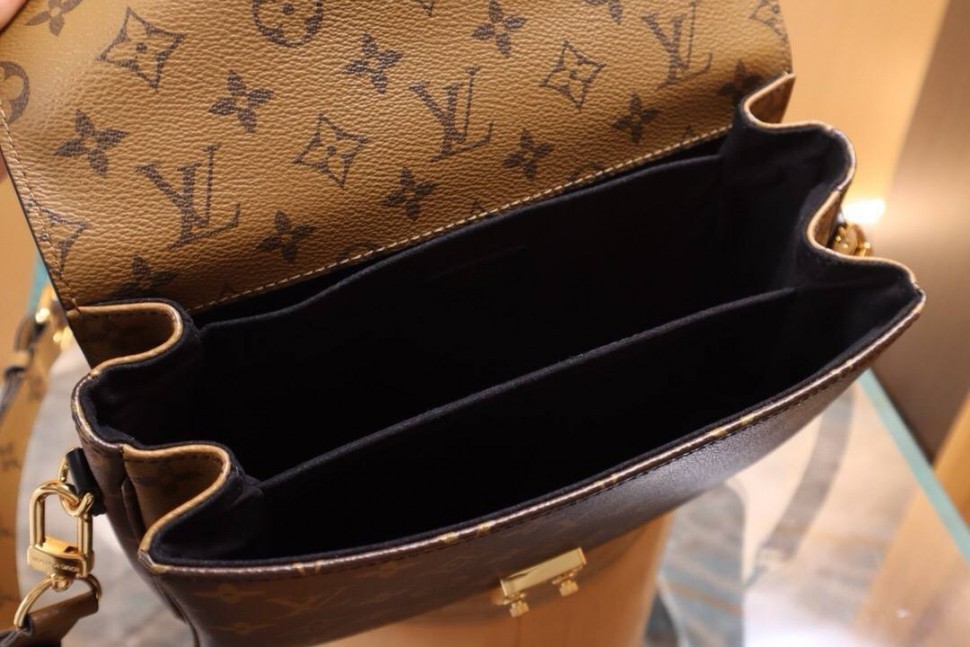 Сумка Louis Vuitton Pochette Metis