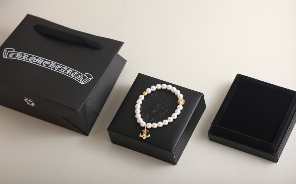 Браслет Chrome Hearts      