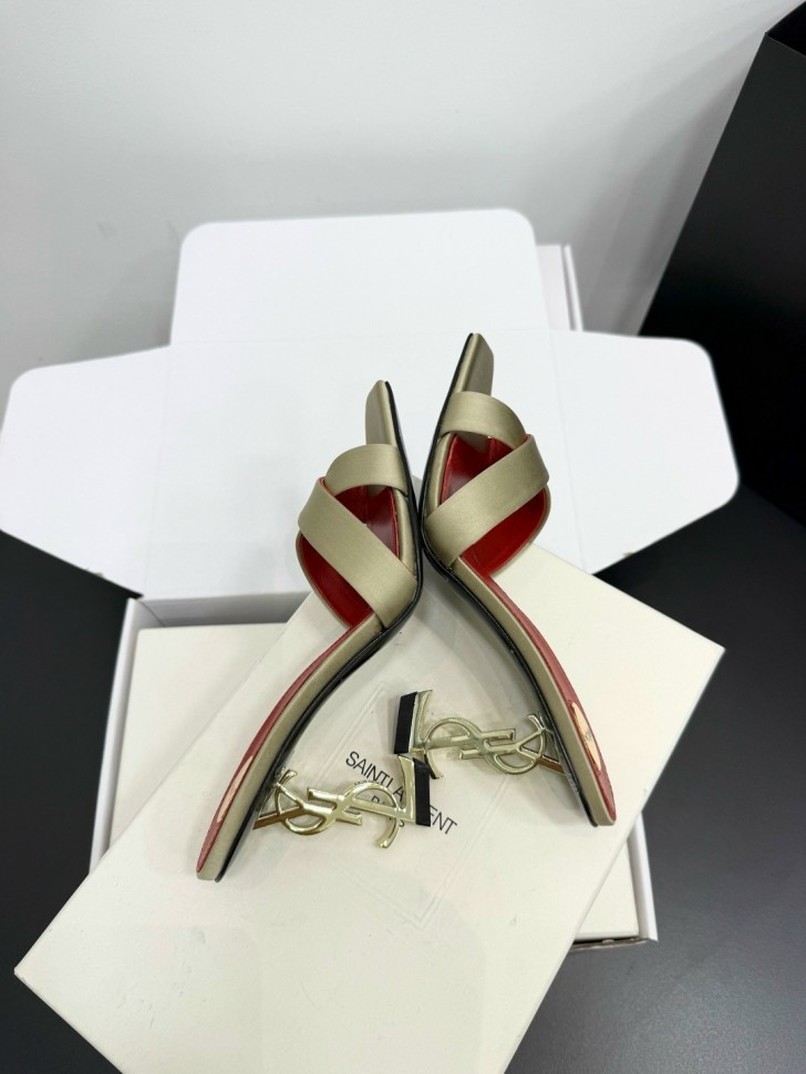 Босоножки Saint Laurent