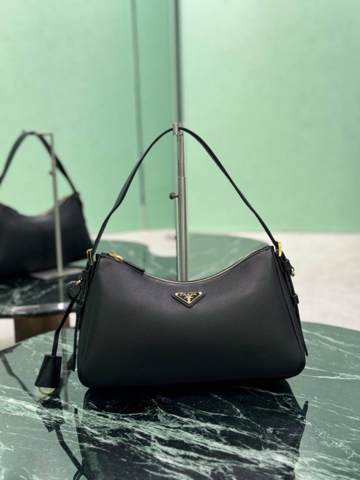 Сумка Prada    