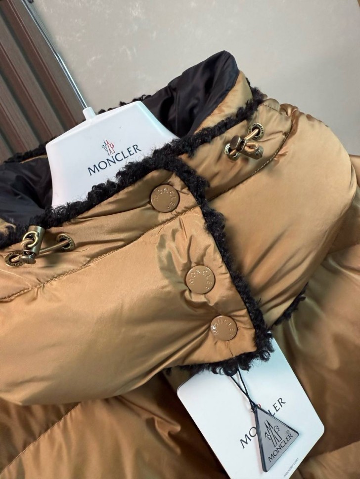 Пуховик Moncler Castelnou 