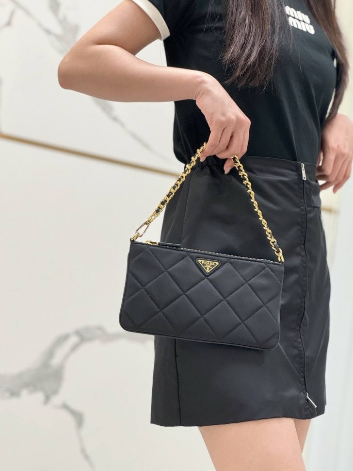 Сумка Prada