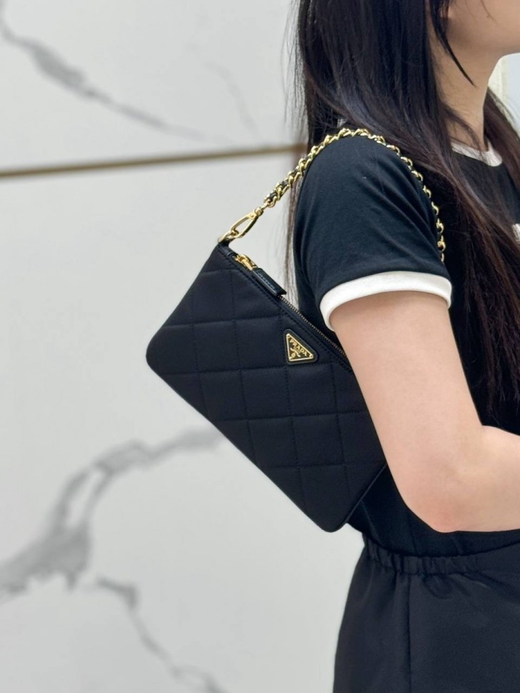 Сумка Prada