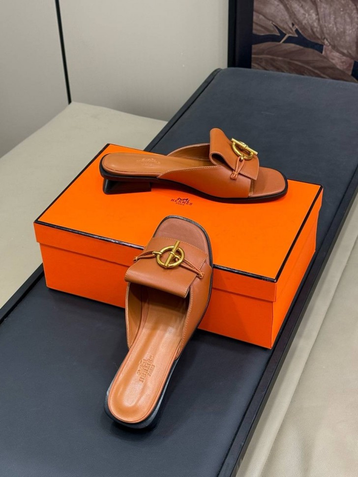 Шлепки Hermes