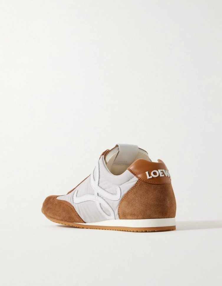 Сникеры Loewe
